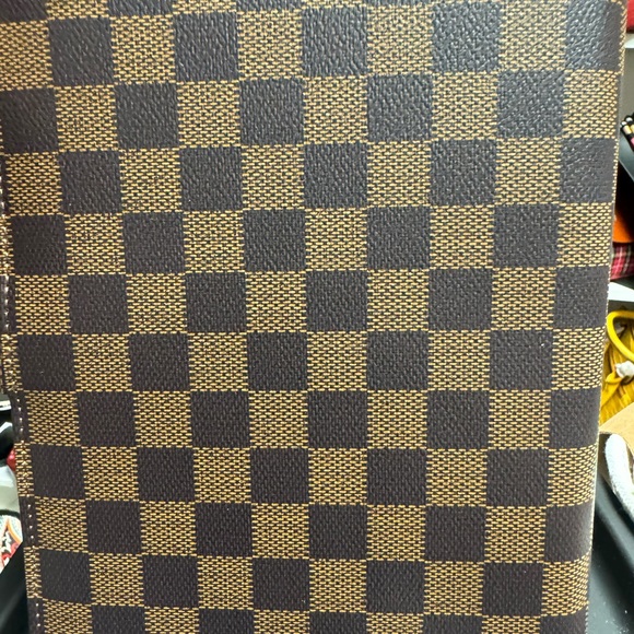 Checkered Planner - Picture 2 of 6